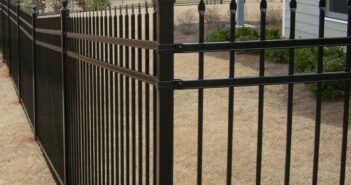 Are Aluminum Fences Suitable For Florida Homes? Yes, Ocala Experts Explain Why
