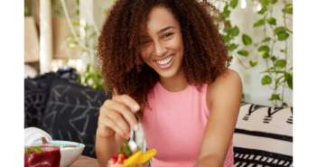 Can You Eat With Snap-On Veneers? Dental Lab Direct Sets the Record Straight
