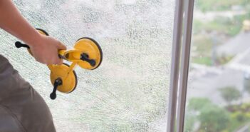 Choosing A Sydney Office Glazier: Avoid These Costly Contractor Mistakes